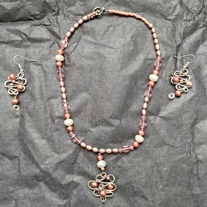 Swarovski Crystal and fresh water pearls necklace/choker set with earrings